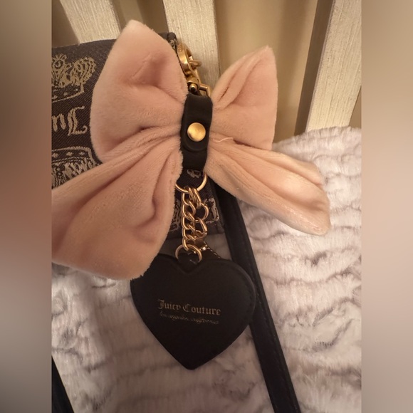 Juicy Couture Brown Logo Crossbody with Pink Bow and Heart Charm - Picture 5 of 10